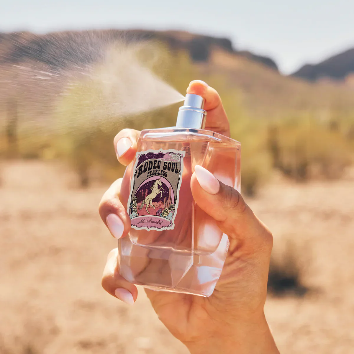 Tru Western Women's Rodeo Soul Fearless Eau de Parfum 100ml - Ruby Cactus Chocolate - Image 2