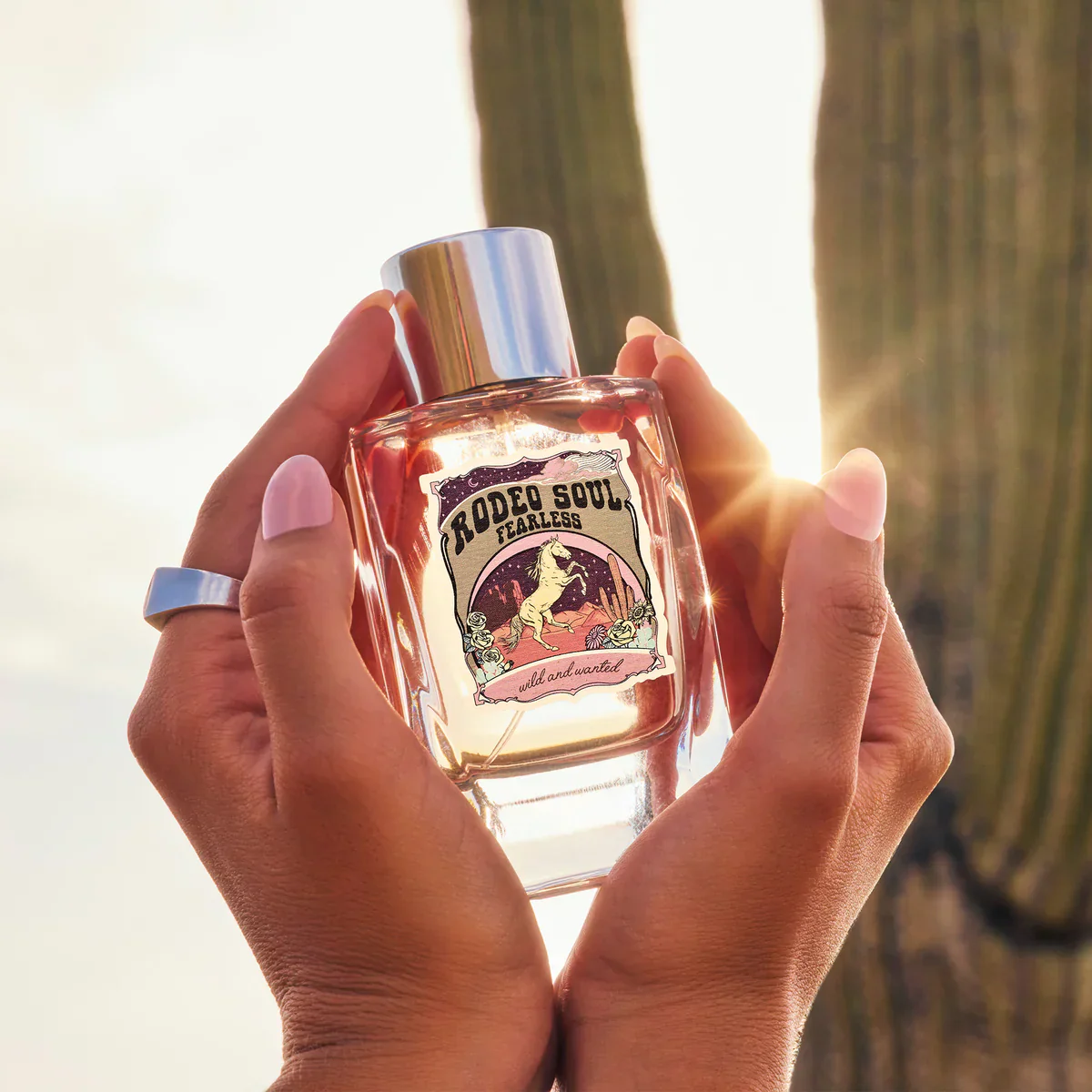 Tru Western Women's Rodeo Soul Fearless Eau de Parfum 100ml - Ruby Cactus Chocolate - Image 3